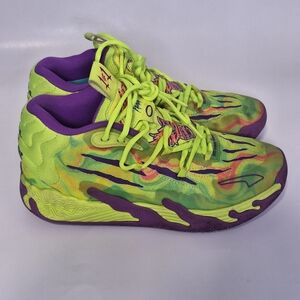 Puma LaMelo Ball MB.03 Spark Youth Size 7y Yellow Purple used
